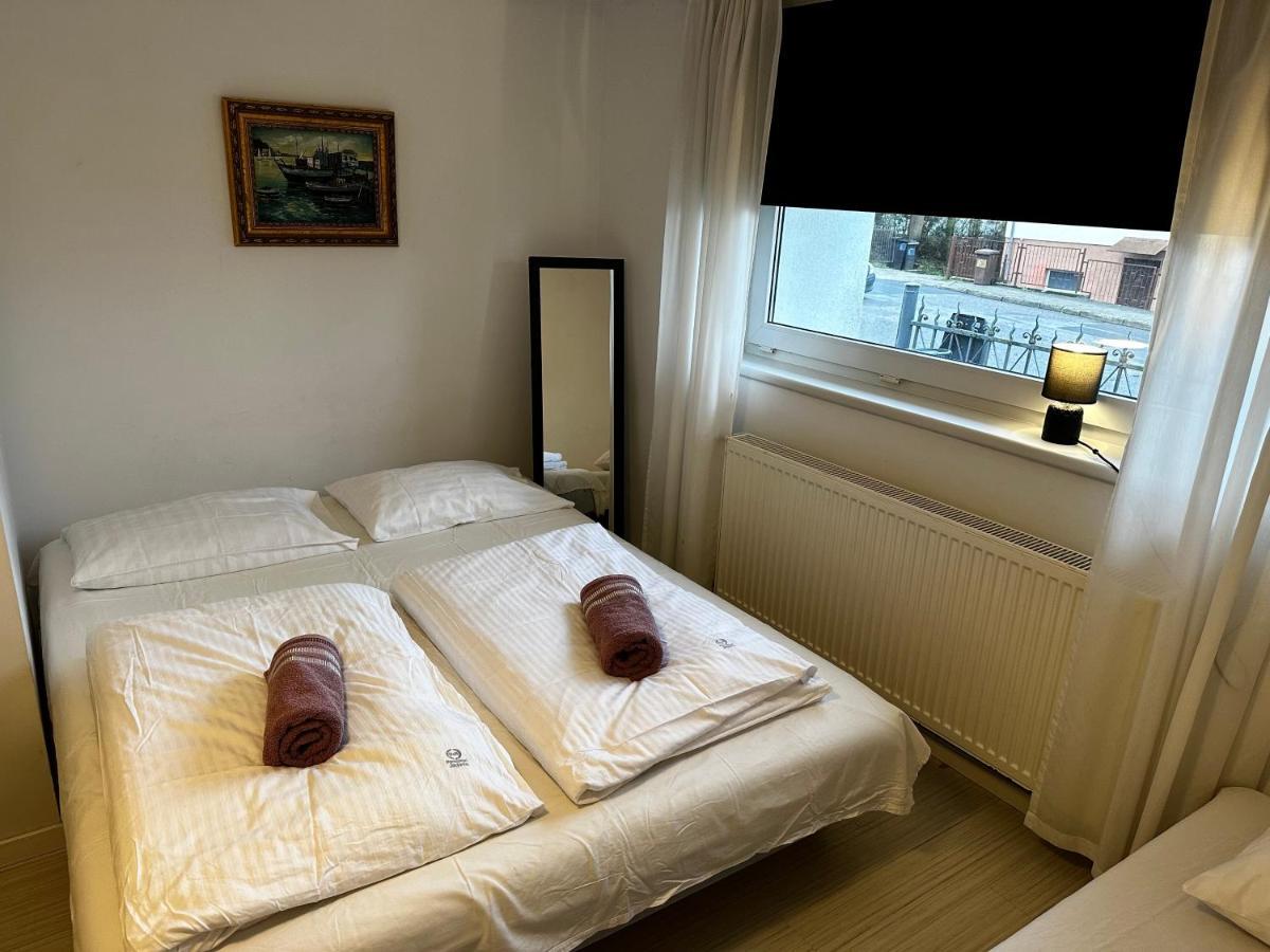 Pensjonat Jagoda B&B Мендзиздрое Екстериор снимка